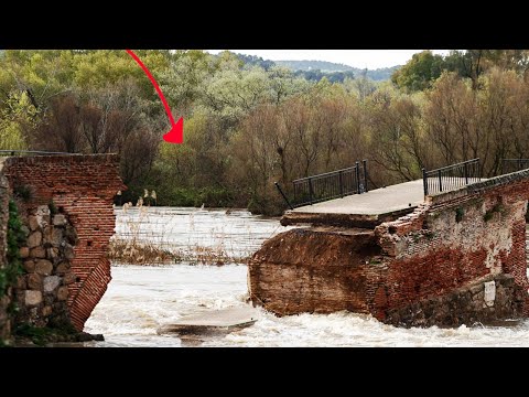 Historic Roman Bridge Collapses in Spain ! 🌊 Due to Massive Floods in Talavera de la Reina 🏛️